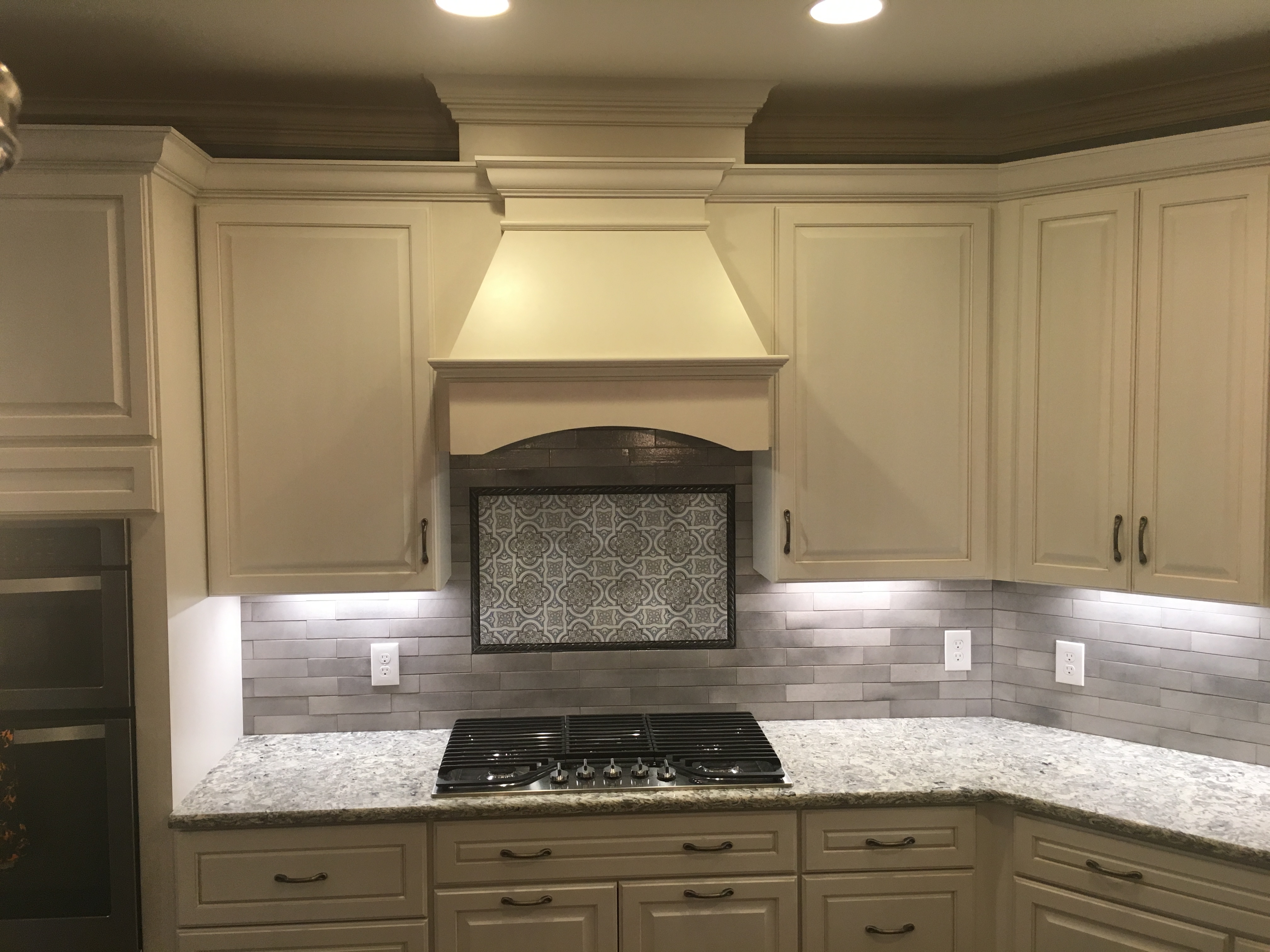 Range Hood with Custom Tile Back-Splash