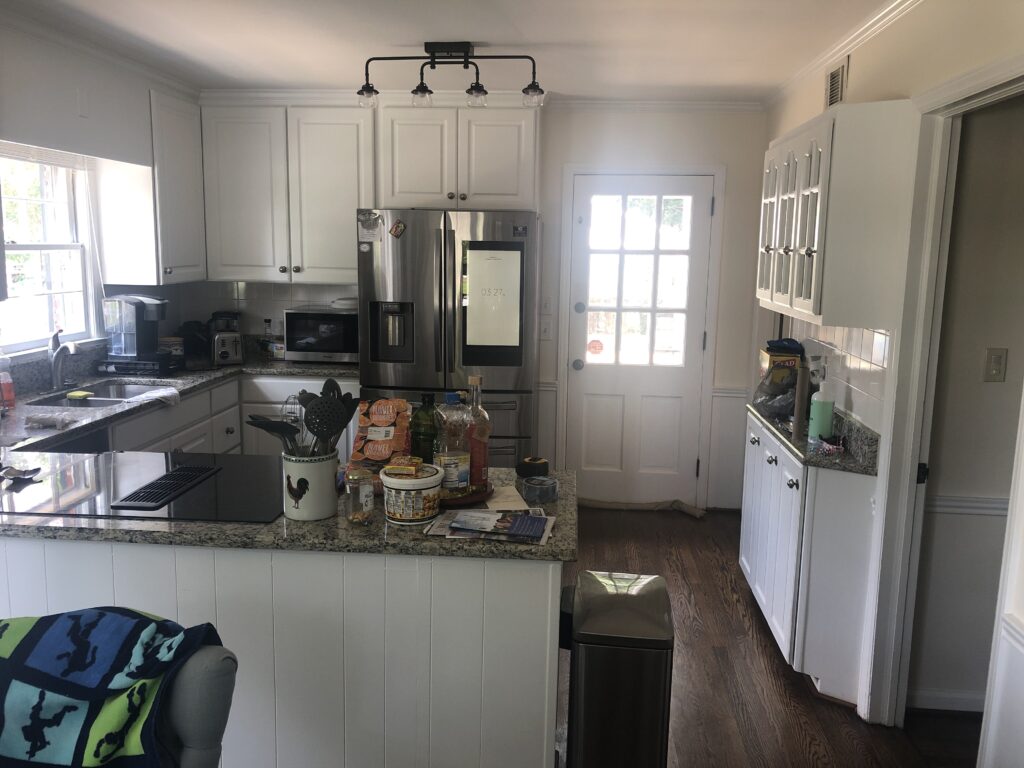 Kitchen Before Remodel 1